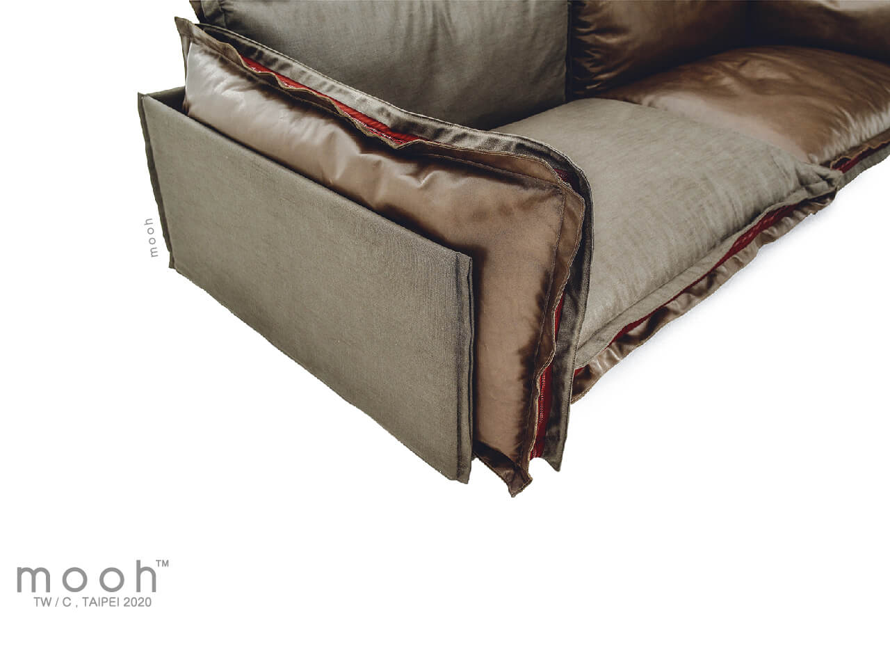 mooh Living 摩城｜三人沙發