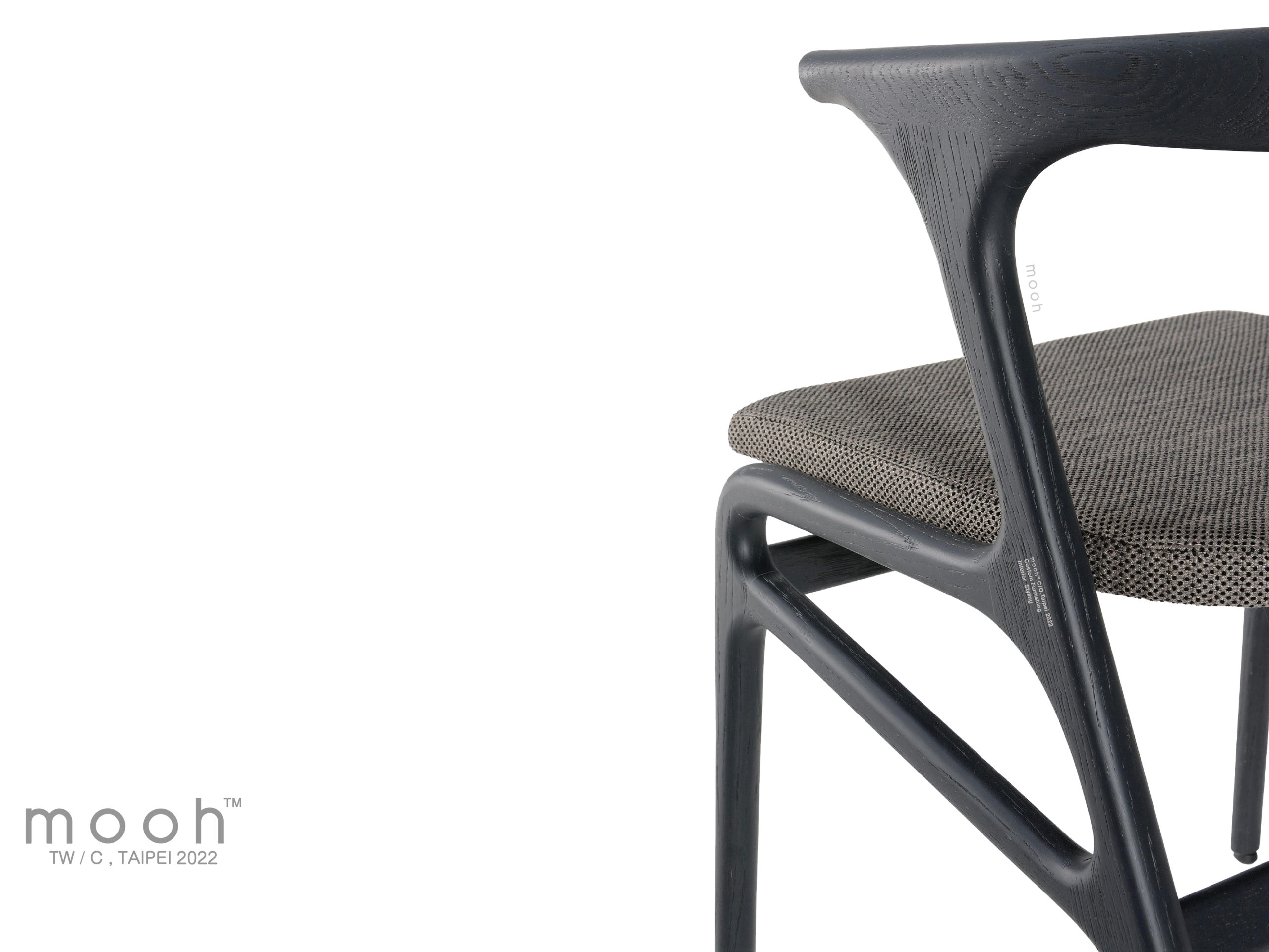 mooh Living 米凱利 │扶手餐椅